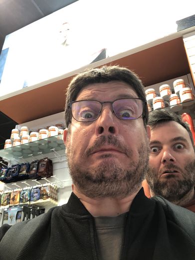 Selfie imprimé à la boutique Offline Store